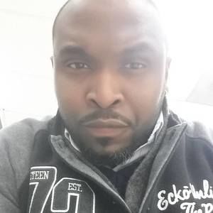 Meet your Posher, Emmanuel